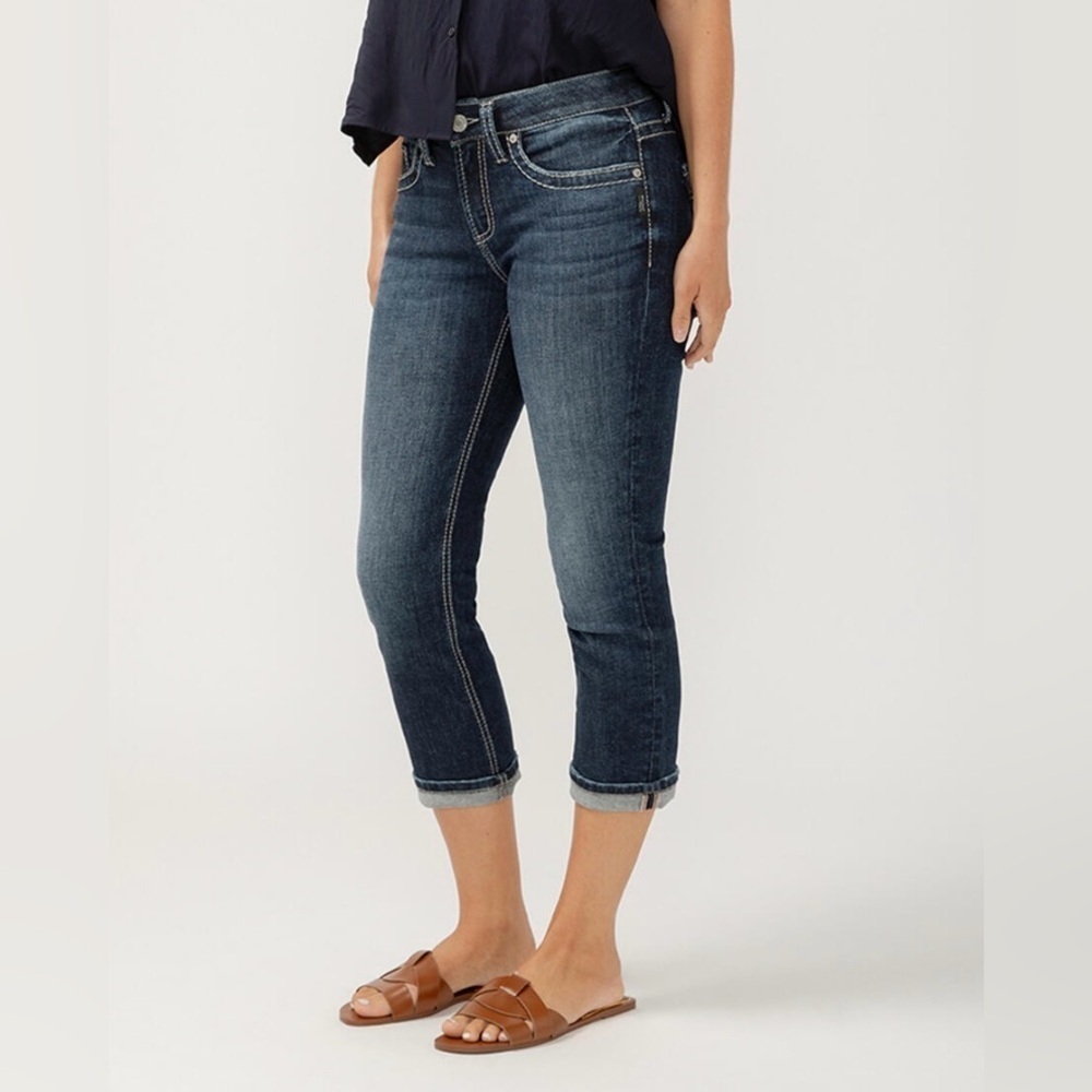 Silver Suki Mid Rise Capri Jeans Dark Wash Women’s 29 Stretch denim